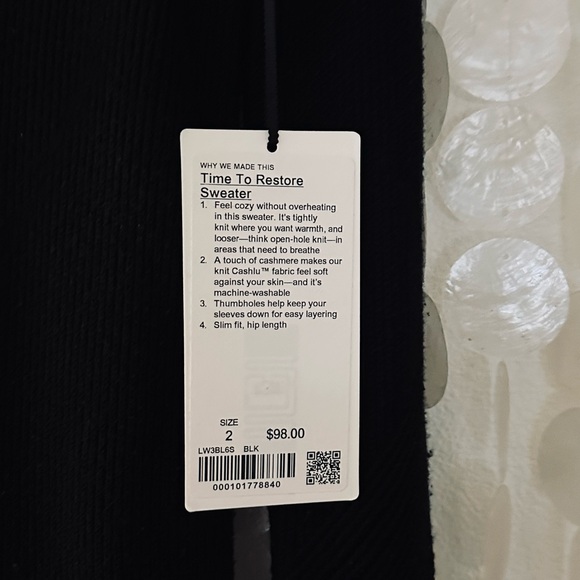 Lululemon Time To Restore Slim fit Hip length Cashmere blend Sweater Sz 2 Black - Picture 6 of 12
